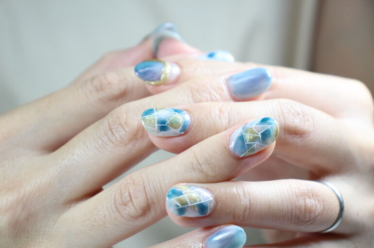 湘南台 お爪に優しくお付け替え フィルインベースの作り方 湘南台でネイルサロンをお探しの方のために耳寄り情報を掲載しています